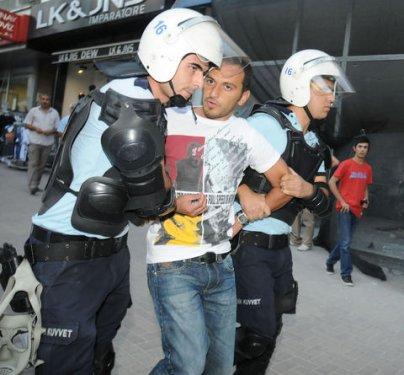 Bursa'da olaylı 12 Eylül protestosu - Resim 12