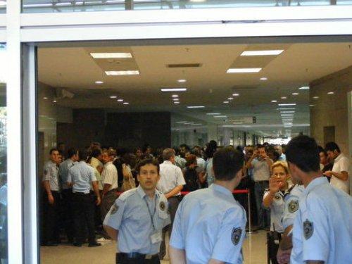 Çağlayan Adliyesi'nde arbede yaşandı - Resim 4