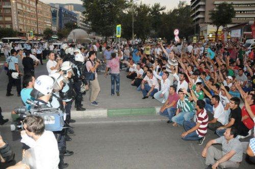 Bursa'da olaylı 12 Eylül protestosu - Resim 6