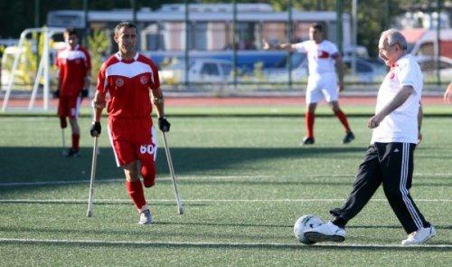 Kılıçdaroğlu Gazilerle maç yaptı - Resim 2