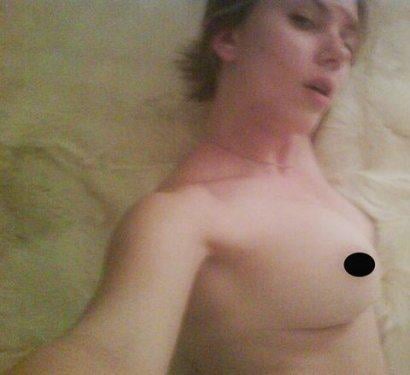 Scarlett Johansson'ın çıplak fotoğrafları internete düştü
