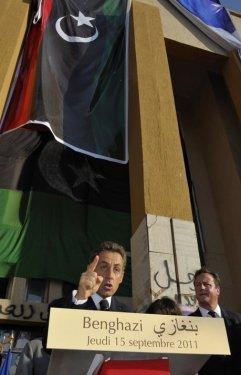 Sarkozy ve Cameron Bingazi'de  - Resim 8