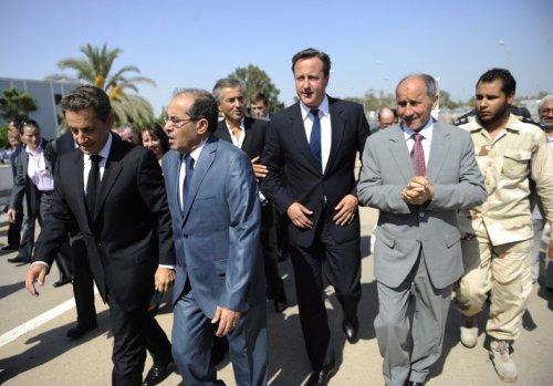 Sarkozy ve Cameron Bingazi'de  - Resim 9