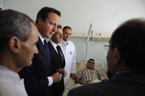 Sarkozy ve Cameron Bingazi'de  - Resim 11