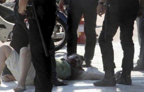 Borcu olan Yunan işadamı kendini yaktı