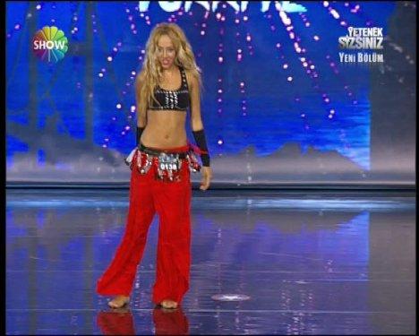 Yetenek Sizsiniz Shakira dansı