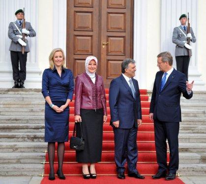 Cumhurbaşkanı Gül çay keyfi yaptı - Resim 30