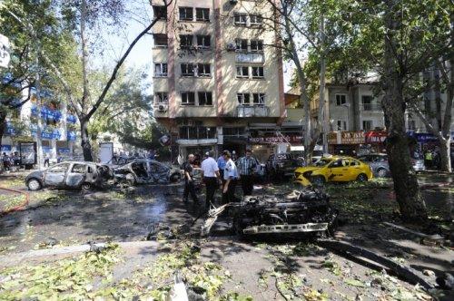 Ankara'daki patlamadan kareler 