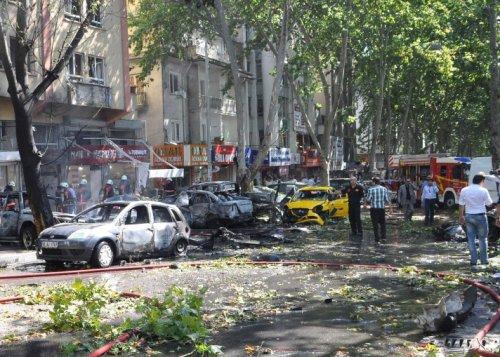 Ankara'daki patlamadan kareler 