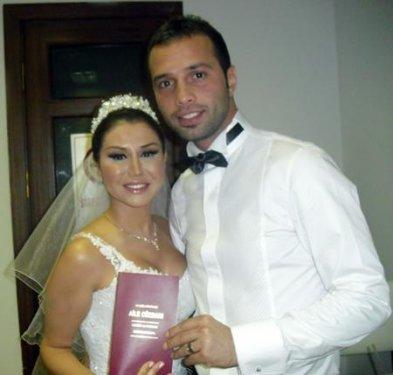 Ceylan genç sevgilisiyle evlendi