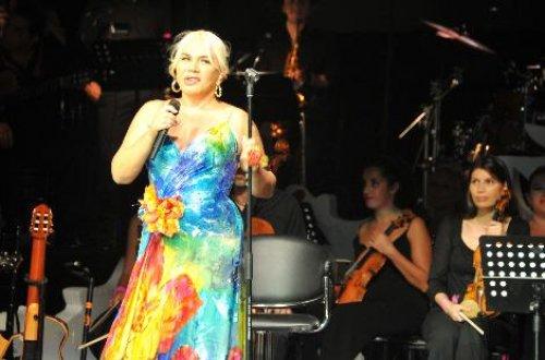 Sezen Aksu Açıkhava'da son konserini verdi - Resim 2