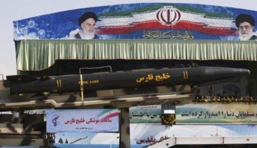 İran'dan gövde gösterisi