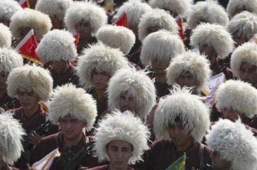 İran'dan gövde gösterisi