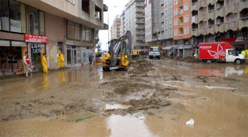 Rize'de sel felaketi 1 ölü - Resim 6