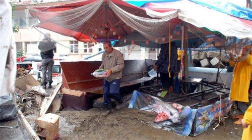 Rize'de sel felaketi 1 ölü - Resim 3