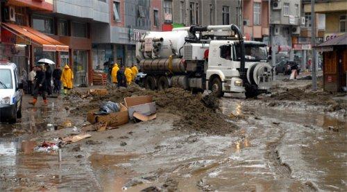 Rize'de sel felaketi 1 ölü - Resim 7