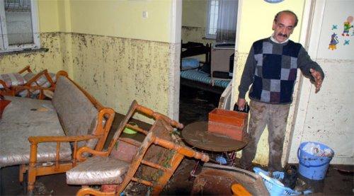 Rize'de sel felaketi 1 ölü - Resim 9