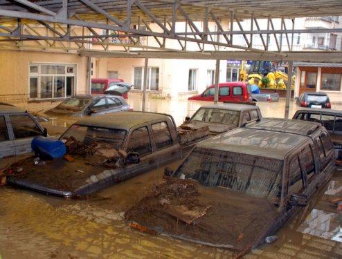 Rize'de sel felaketi 1 ölü - Resim 12