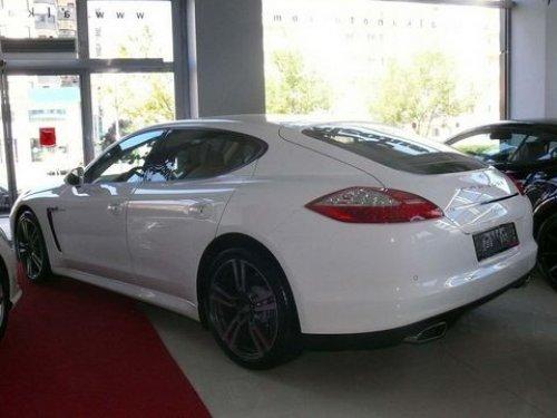Az yakan dizel Porsche Türkiye'de - Resim 1