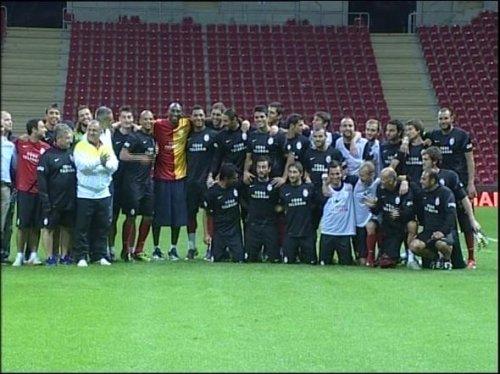 Kobe Bryant Galatasaray antrenmanında