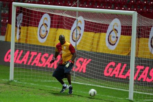 Kobe Bryant Galatasaray antrenmanında