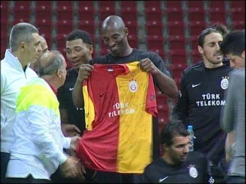 Kobe Bryant Galatasaray antrenmanında