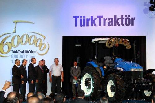 600 bininci Türk traktör banttan indi