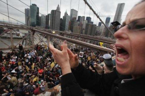 Wall Street'de "Amerikan baharı": 700 kişi gözaltında - Resim 2