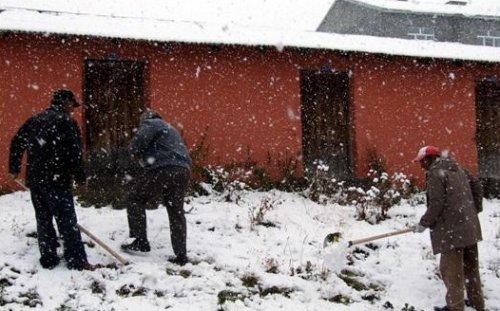Ardahan'da şiddetli kar yağışı  - Resim 17