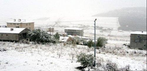 Ardahan'da şiddetli kar yağışı  - Resim 9