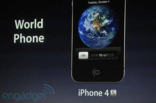 Apple iPhone 4S'i tanıttı