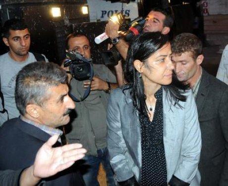 BDP'li vekillere tazyikli su - Resim 8
