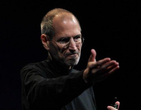 Apple'ın CIO'su Steve Jobs 56 yaşında öldü
