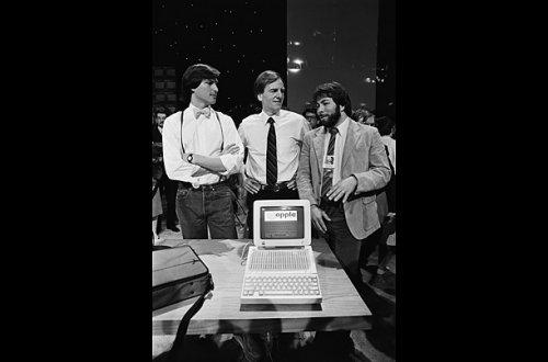 Doğumundan bugüne Apple - Resim 42