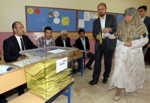 Başbakan Erdoğan'ın annesi vefat etti