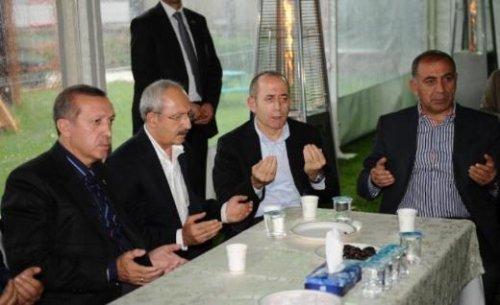 Taziye ziyaretinde liderlerin beden dili analizi - Resim 6