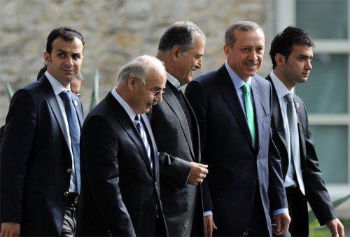 Başbakan Erdoğan gülerken görüntülendi