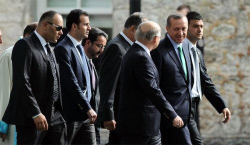 Başbakan Erdoğan gülerken görüntülendi