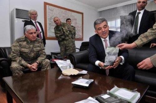 Cumhurbaşkanı Gül Güneydoğu’da askerî birlikleri ziyaret etti - Resim 25