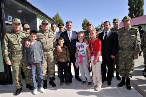 Cumhurbaşkanı Gül Güneydoğu’da askerî birlikleri ziyaret etti - Resim 21