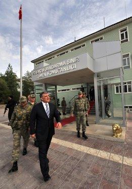Abdullah Gül'ün sıfır noktasında ikinci günü - Resim 12