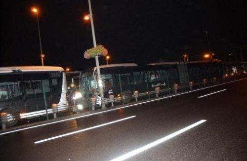 Metrobüsler çarpıştı: 3 yaralı