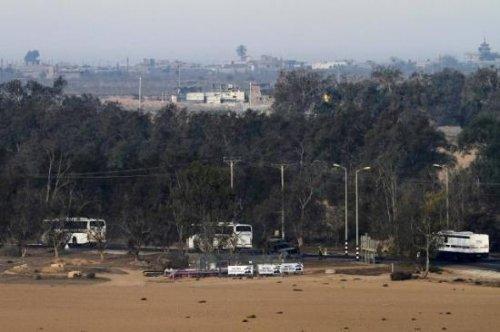 Filistinli tutuklular Refah Kapısı'na böyle geldi