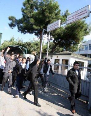 Tüm Türkiye 24 şehidi için ayakta - Resim 75