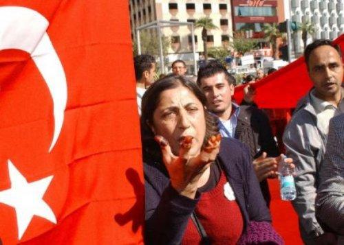 Tüm Türkiye 24 şehidi için ayakta - Resim 35