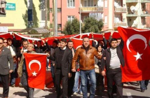 Tüm Türkiye 24 şehidi için ayakta - Resim 47