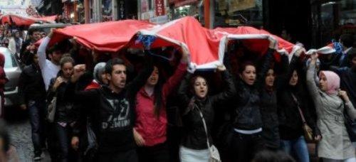 Tüm Türkiye 24 şehidi için ayakta - Resim 104