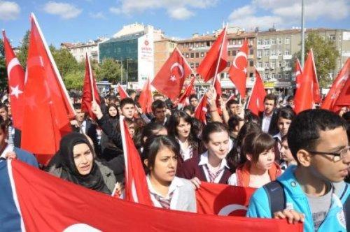 Tüm Türkiye 24 şehidi için ayakta - Resim 86