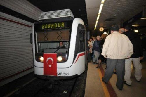 Tüm Türkiye 24 şehidi için ayakta - Resim 1