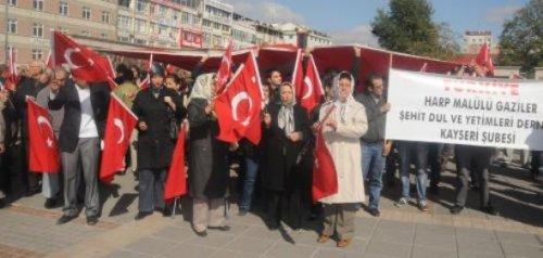 Tüm Türkiye 24 şehidi için ayakta - Resim 57